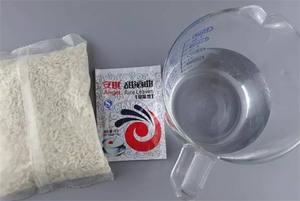 酸奶機(jī)醪糟的做法